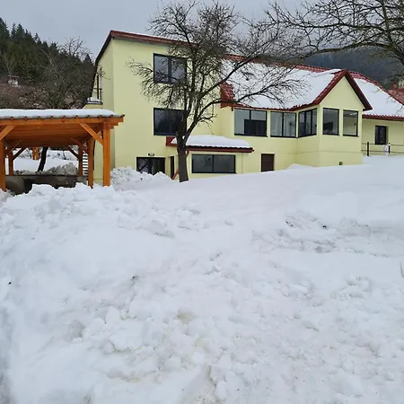 Nyaraló Cely Apartmanovy Dom Donovaly-hanesy So Saunou Dóval